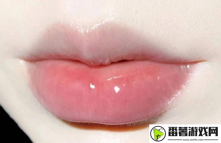 ,水蜜桃唇蜜嘟嘟唇