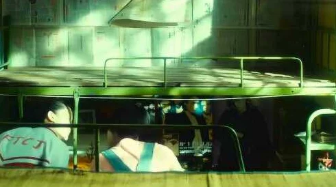 国产大学生爆口-引发络热议：校园生活背后的真实故事与挑战-令人深思！