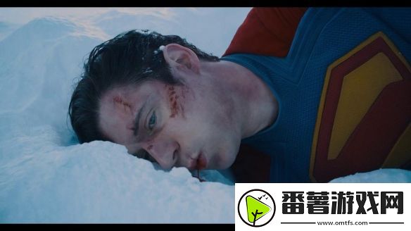 滚导dc新片超人首曝预告